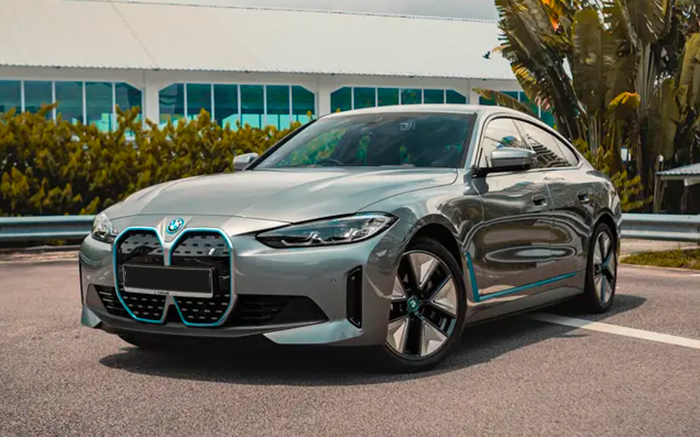 BMW i4 eDrive35