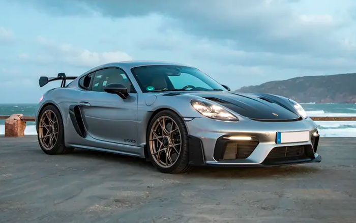 Porsche Cayman GT4 RS